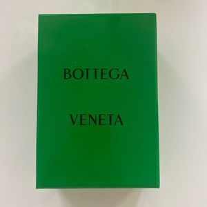 Bottega Veneta box and dust bag